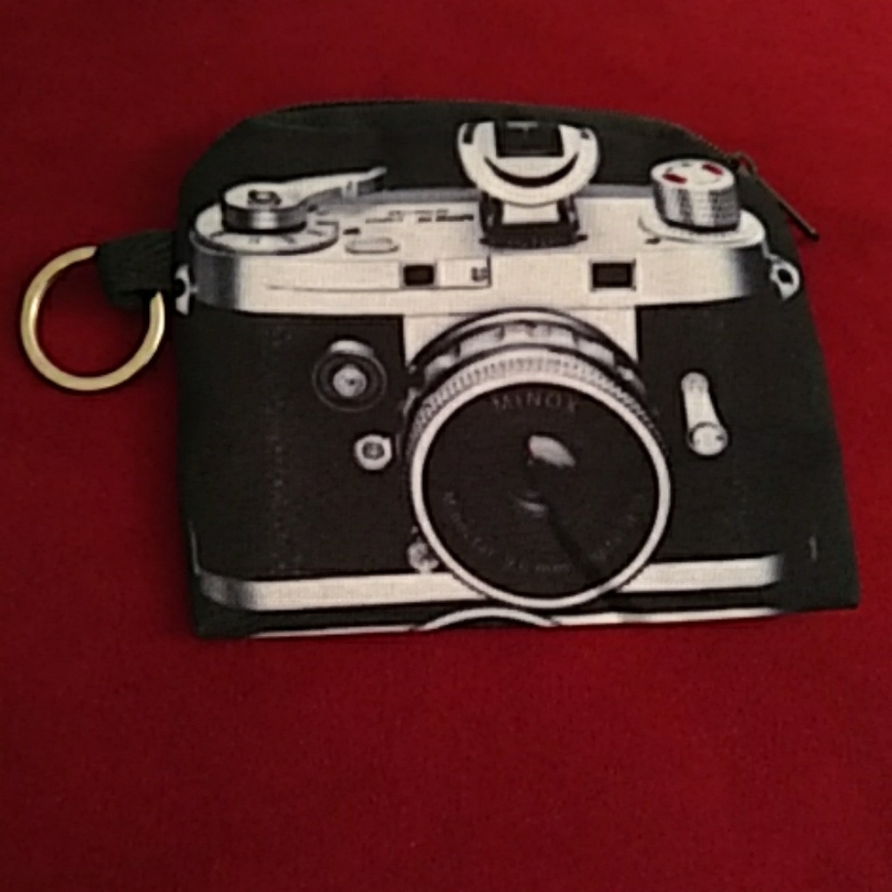 NEW - Change purse or coin bag - Camera